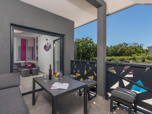 New And Modern Villa With Private Pool And Summer Kitchen In Central Istria