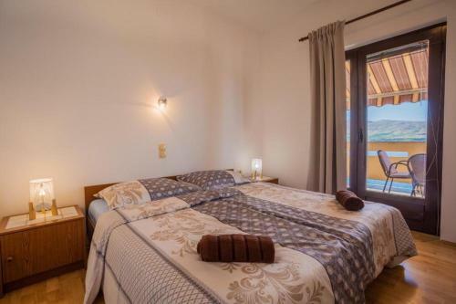 Hostal Beautiful Beachfront Apartments Komesic