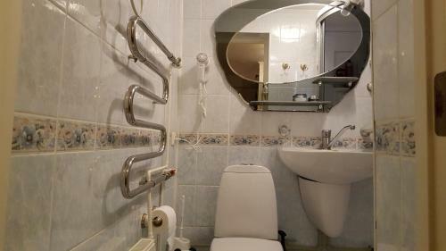 Hostal Naiza Guesthouse And Apartments
