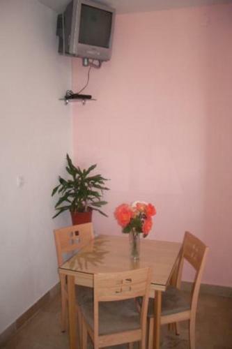 Apartments Josip - 150m From Beach