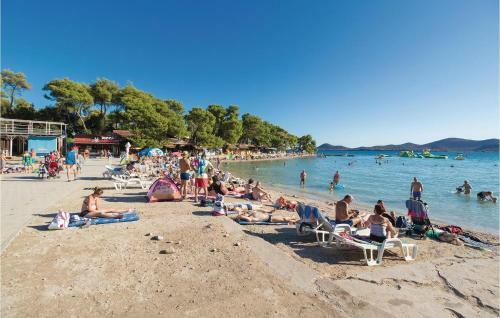 Three-bedroom Apartment In Biograd