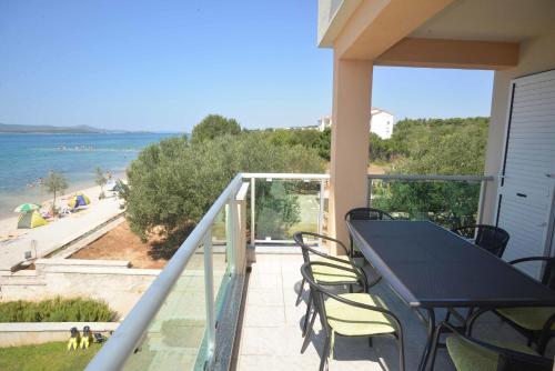 Apartments Citrine On The Beach