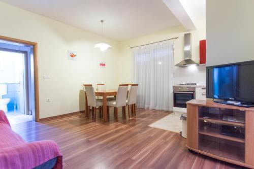 Apartments Sea Tang