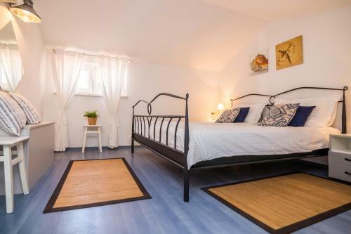 Beautiful Apartments With Balcony In Central Biograd - Bnm 2