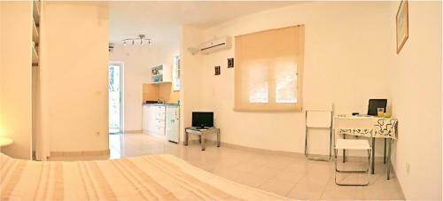 Apartamento Studio In Biograd Na Moru With Wifi