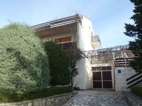 Barac Apartmants