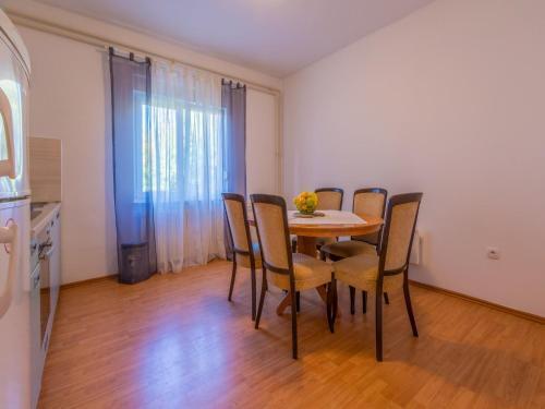 Apartments Deniz