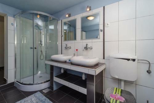 Apartamentos Sarar
