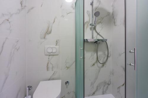Abros Apartments