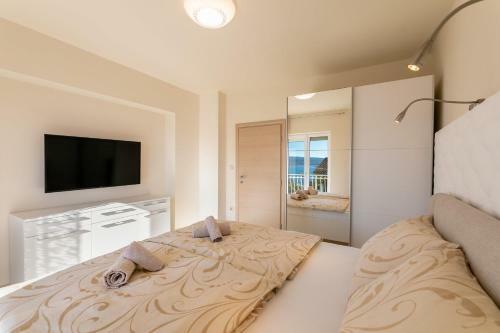 Abros Apartments