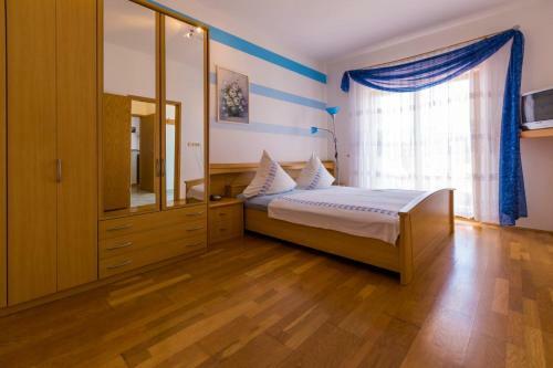 Apartamentos Lorina