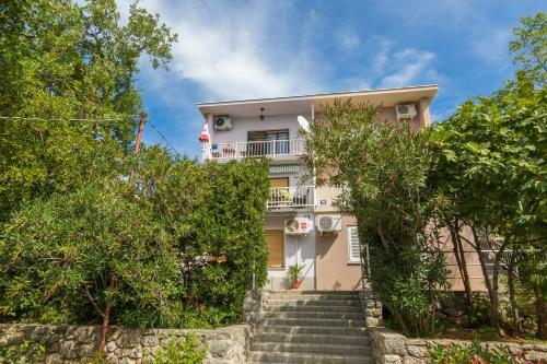 Apartamentos Avisnja