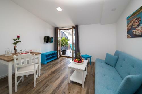 Luxury Sea View Apartments