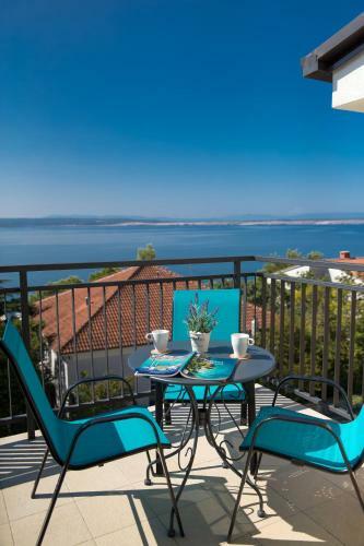 Luxury Sea View Apartments