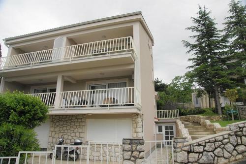 Apartment 1 Biba 41 Pax