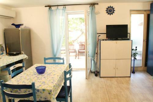 Hostal Apartments And Rooms Marijan