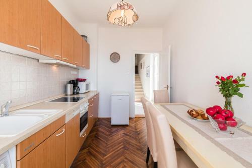 Apartamentos Villa Gina