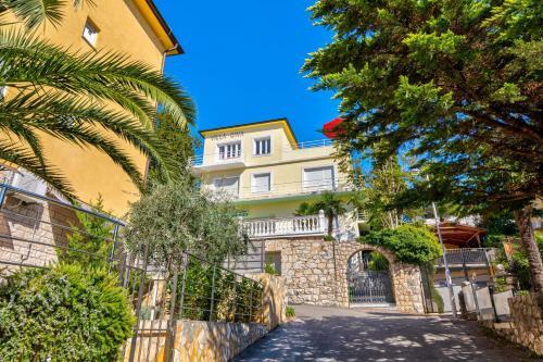 Apartamentos Villa Gina