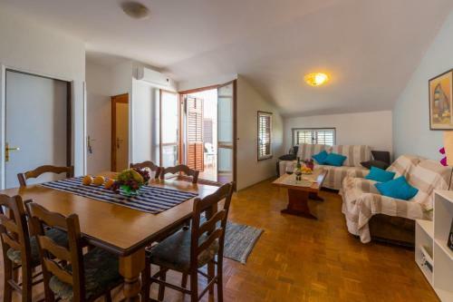 Apartamentos Kruzic App