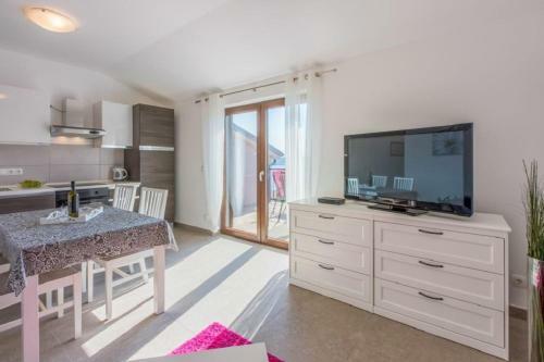 Apartment Anton Ri 31 Pax