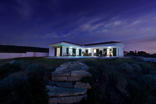Villa Anica