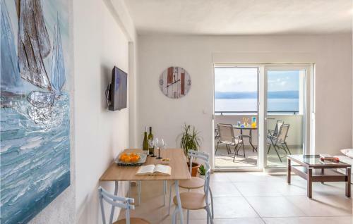 Beautiful Apartment In Brela W/ 1 Bedrooms