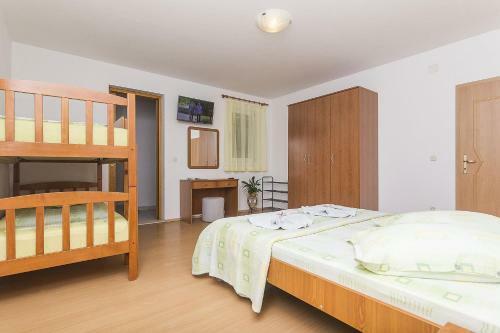Apartments Sonja - 100 M From Sea