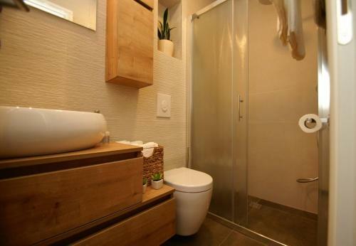 Apartment Lux D&m-comfy & Relaxing