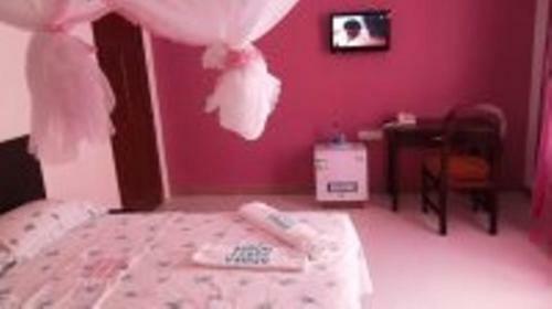 Hostal Kisiwa Guest House Lodge