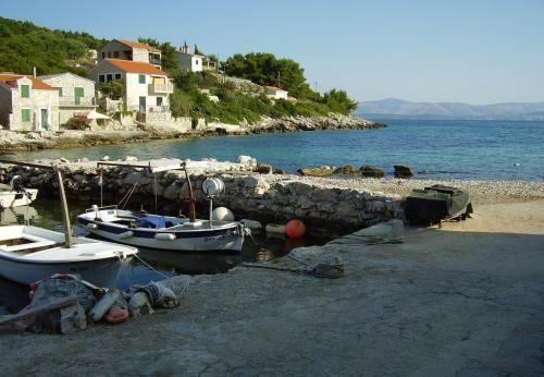 Holiday Home Nik - 5m From Sea