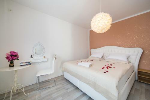 Villa Holiday Home Peaceful Oasis