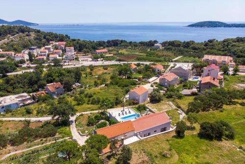 Villa Rustic Stone House