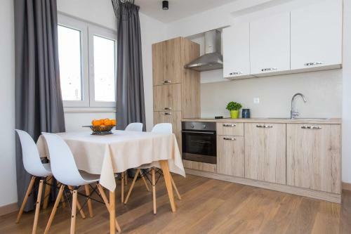 Apartment Navis