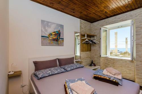 Hostal Rooms City Central Old Town