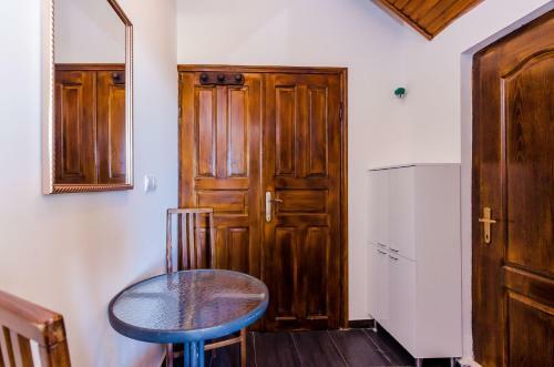 Hostal Rooms City Central Old Town