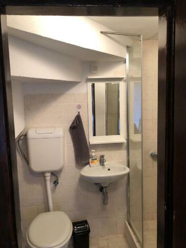 Hostal Rooms City Central Old Town