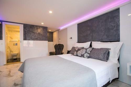Hostal Soleil Luxury Rooms Old Town