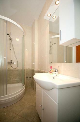 Apartments Peri - 300m From The Sea
