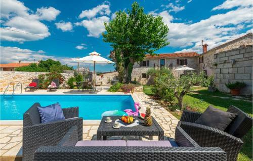 Four-bedroom Holiday Home In Fabci