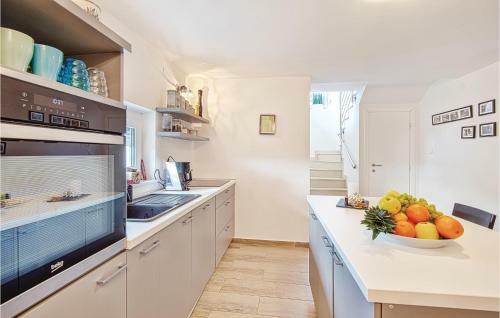 Three-bedroom Holiday Home In Durdevac