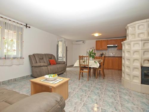 Apartments Valbandon 28