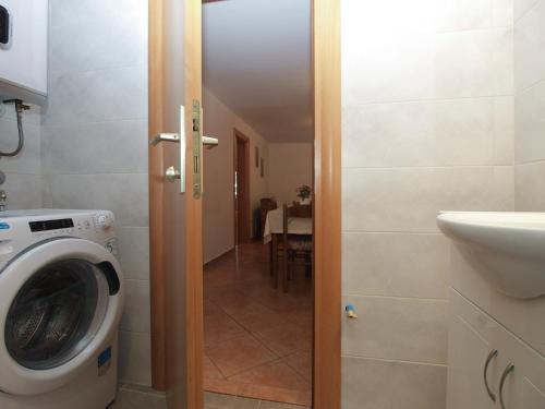 Apartments Valbandon 28