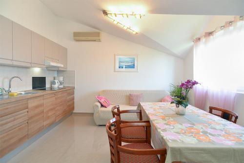 Apartments Valbandon With Pool 31
