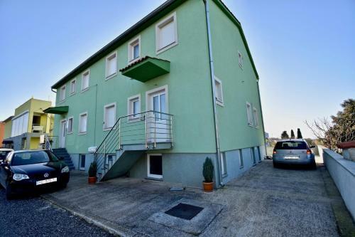 Hostal Sea View Apartments Near The Beach