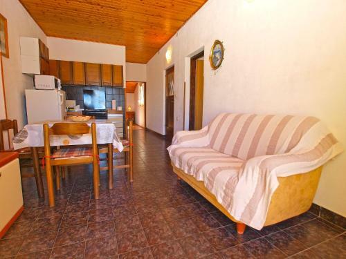 Apartments Fazana 774