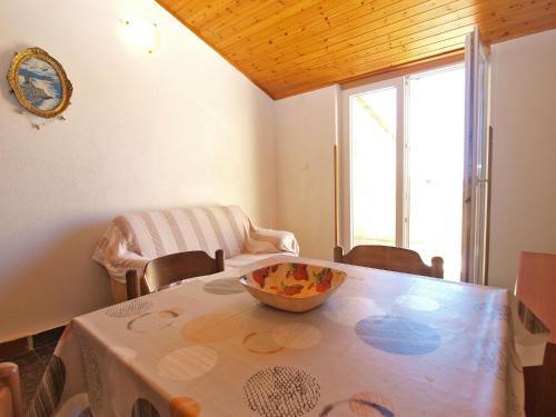 Apartments Fazana 774