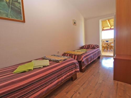 Apartments Fazana 774