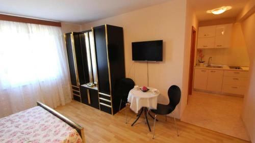 Hostal Apartments Diva