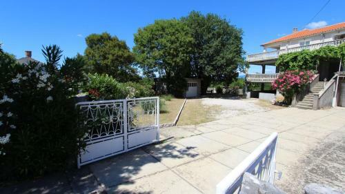 Hostal Apartments Diva