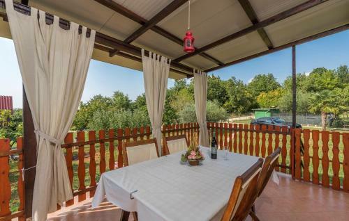 Apartamento Pet Friendly Cottage In Funtana